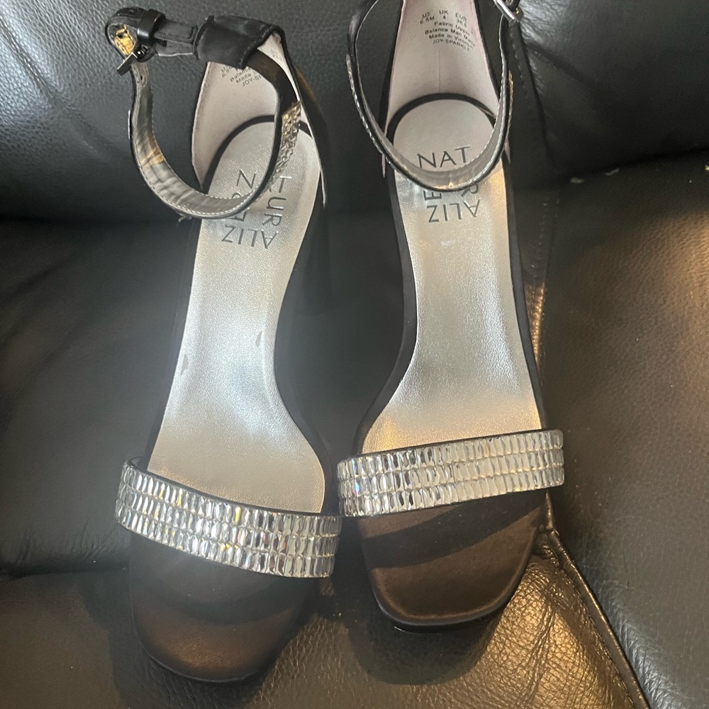 Naturalizer Black and Silver Women's Heels Size 6.5M